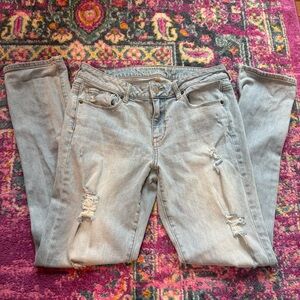 American Eagle Outfitters Light Blue Distressed Skinny Jeans